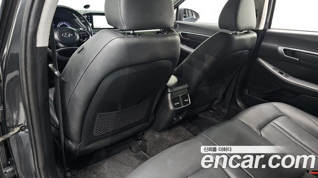 Hyundai Sonata 2020 — photo 30
