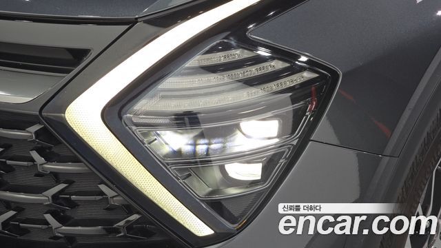Kia Sportage 2022 — photo 8