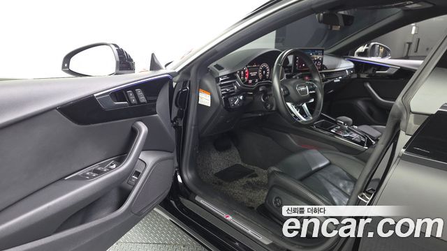 Audi A5 2021 — photo 13