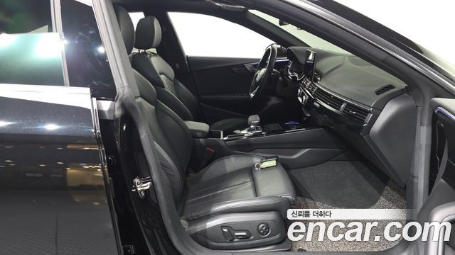 Audi A5 2021 — photo 16