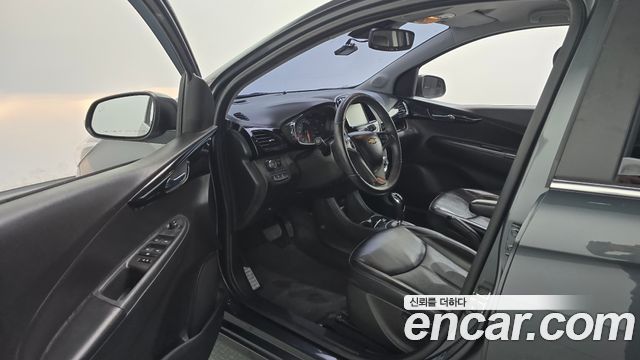 Chevrolet Korea Spark 2018 — photo 13