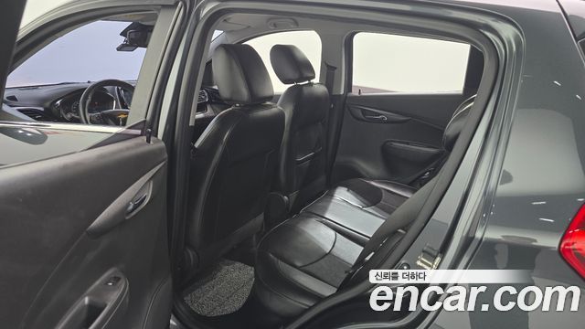 Chevrolet Korea Spark 2018 — photo 18