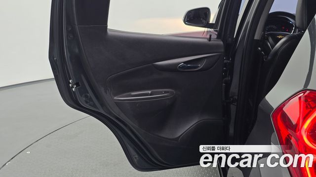 Chevrolet Korea Spark 2018 — photo 15