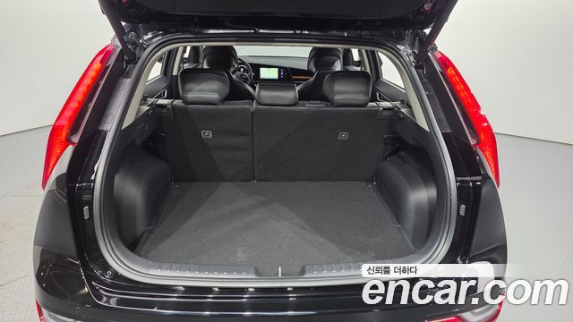 Kia Niro 2022 — photo 24