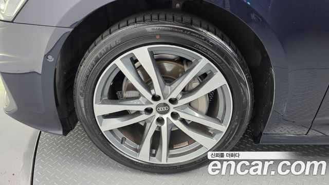 Audi A6 2022 — photo 5
