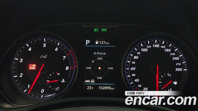 Hyundai Veloster 2021 — photo 11