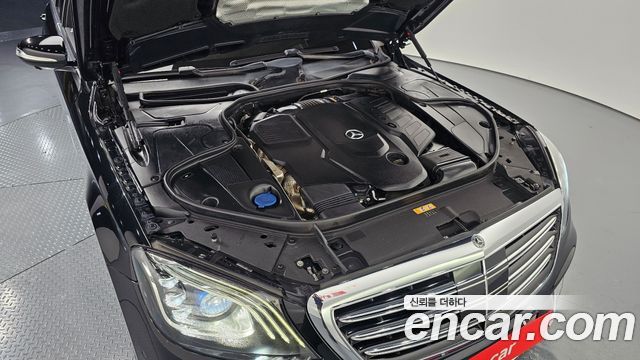 Mercedes-Benz S-Class 2018 — photo 6