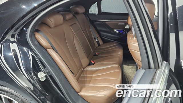 Mercedes-Benz S-Class 2018 — photo 11