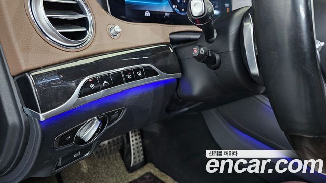 Mercedes-Benz S-Class 2018 — photo 17