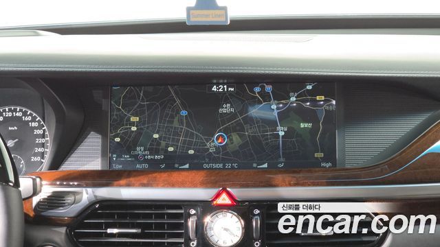 Genesis EQ900 2016 — photo 18