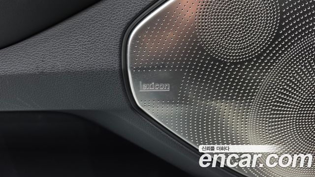 Genesis EQ900 2016 — photo 34