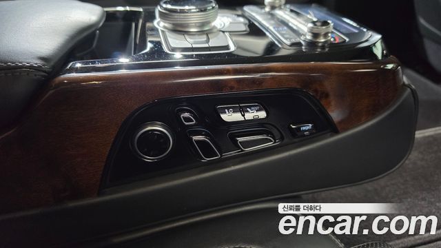 Genesis EQ900 2016 — photo 36