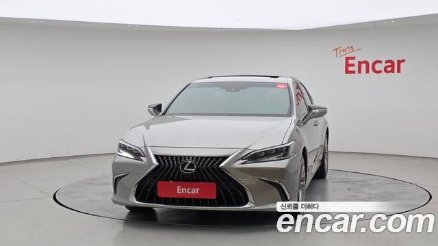 Lexus ES 2025 — photo 3