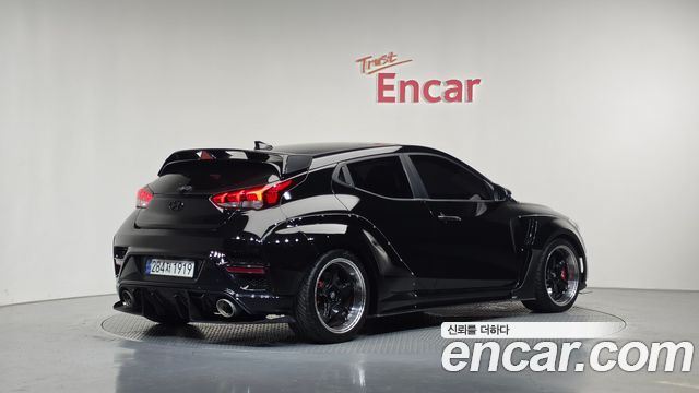 Hyundai Veloster 2019 — photo 2