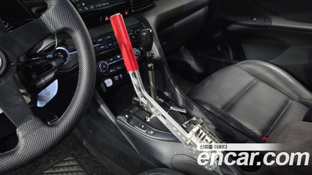 Hyundai Veloster 2019 — photo 23