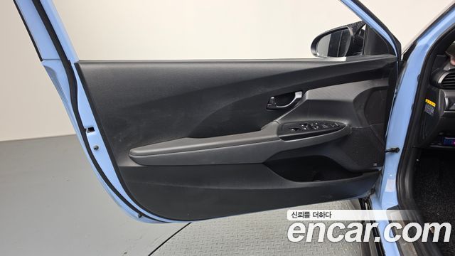 Hyundai Veloster 2019 — photo 14