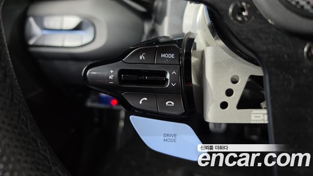 Hyundai Veloster 2019 — photo 32