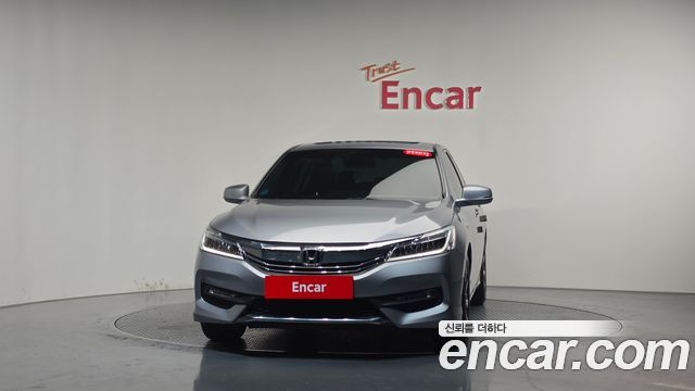 Honda Accord 2016 — photo 3