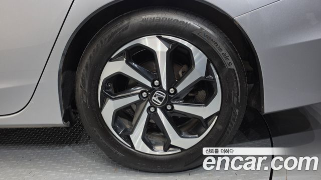 Honda Accord 2016 — photo 7