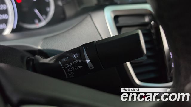 Honda Accord 2016 — photo 28