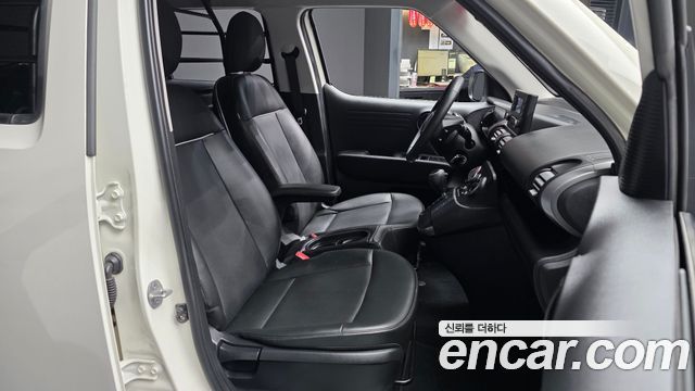 Hyundai Casper 2023 — photo 17