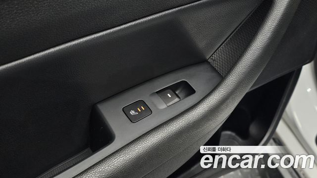 Hyundai Sonata 2016 — photo 24