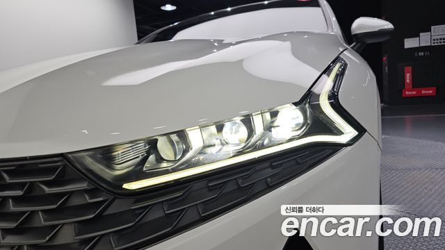 Kia K5 2020 — photo 8
