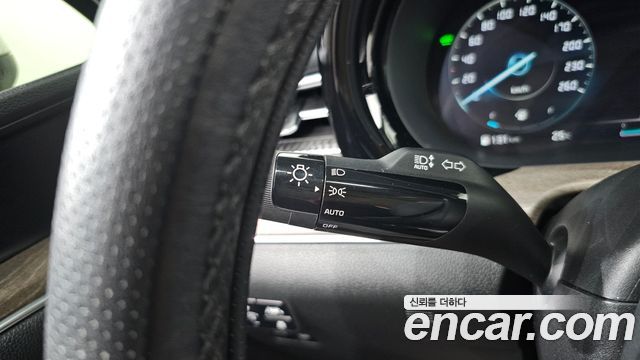 Kia K5 2020 — photo 29