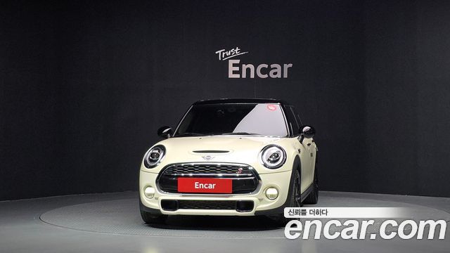Mini Cooper 2019 — photo 3
