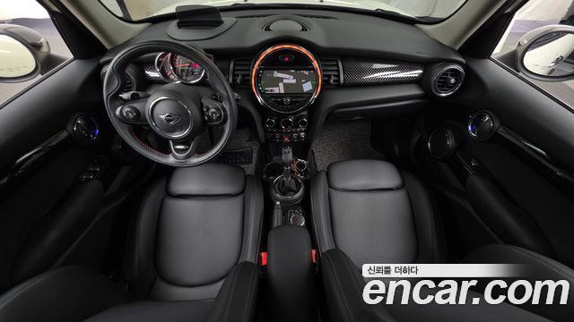 Mini Cooper 2019 — photo 10