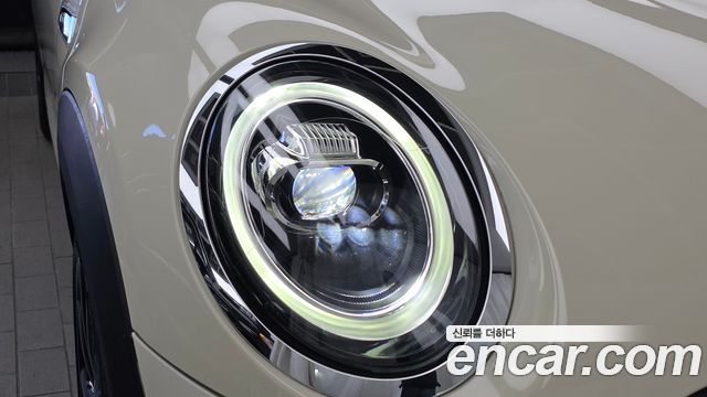 Mini Cooper 2019 — photo 8