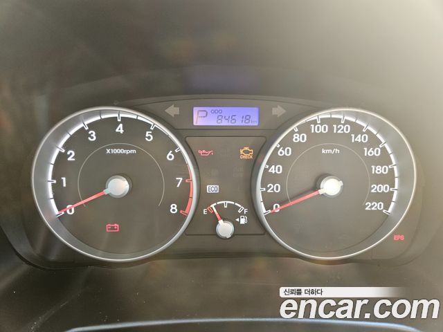 Hyundai Verna 2010 — photo 10