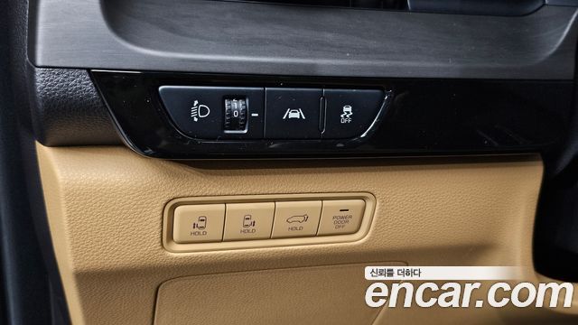 Kia Canival 2021 — photo 27