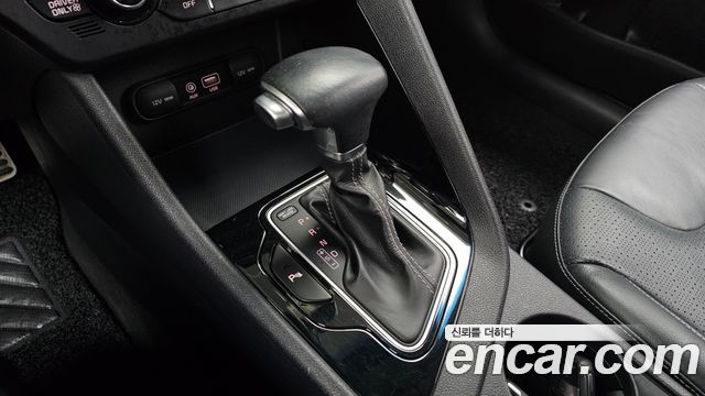 Kia Niro 2017 — photo 12