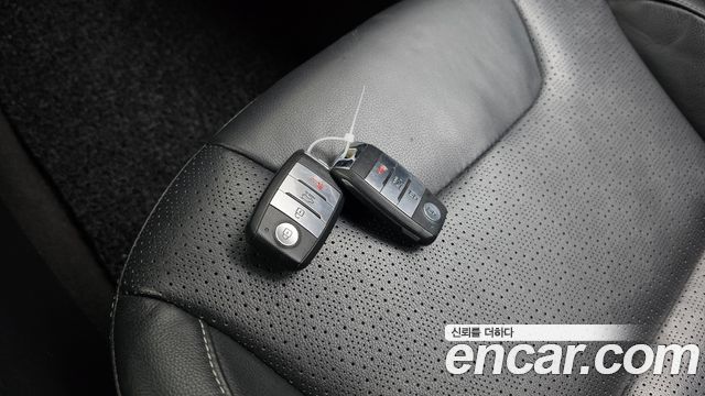 Kia Niro 2017 — photo 16