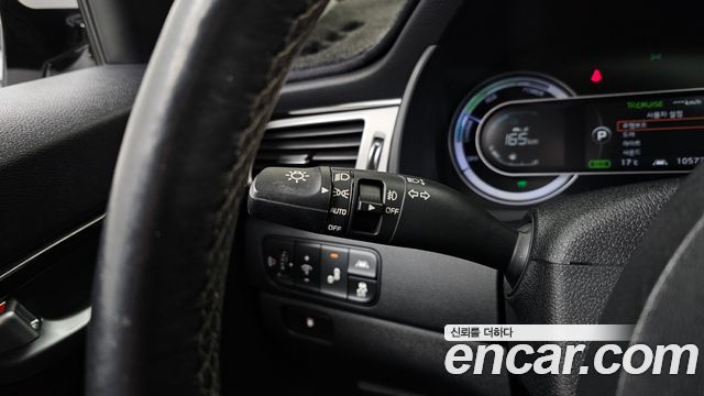 Kia Niro 2017 — photo 34