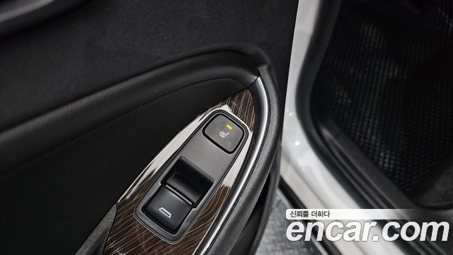 Chevrolet Korea Malibu 2017 — photo 29