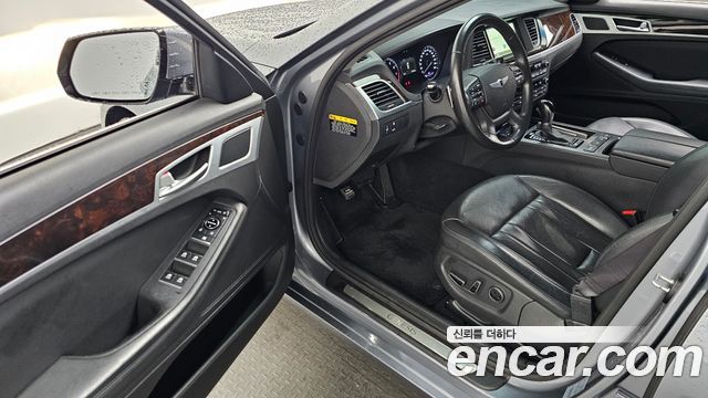 Hyundai Genesis 2015 — photo 10