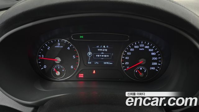 Kia Sorento 2016 — photo 8