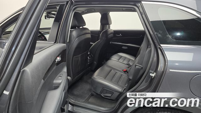 Kia Sorento 2016 — photo 11