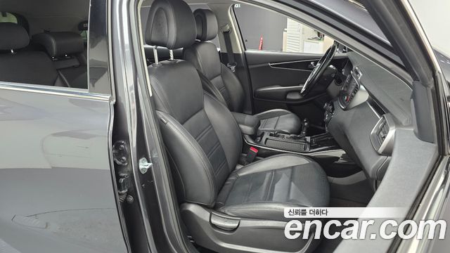 Kia Sorento 2016 — photo 12