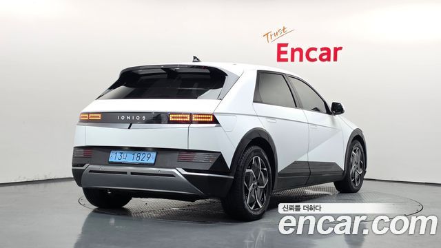 Hyundai Ioniq5 2023 — photo 2