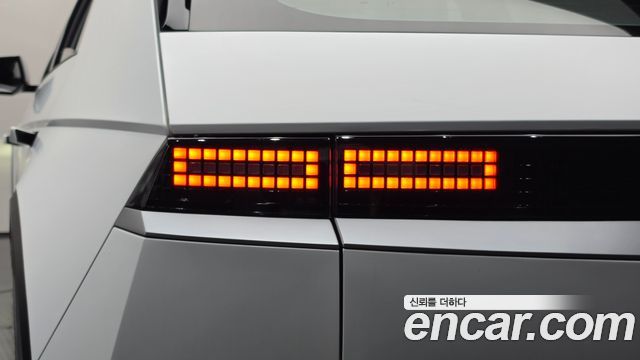 Hyundai Ioniq5 2023 — photo 9