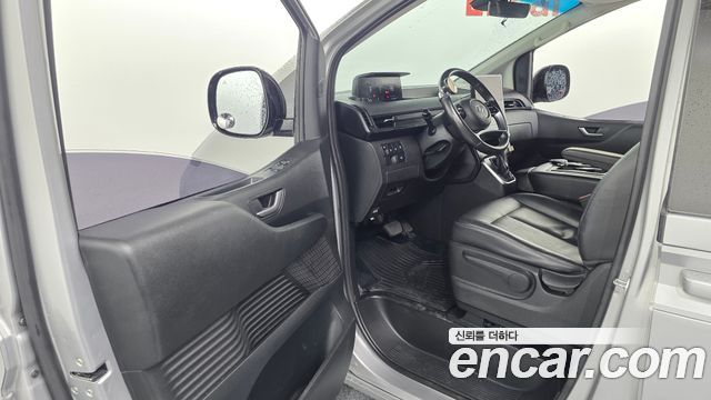 Hyundai Staria 2022 — photo 13