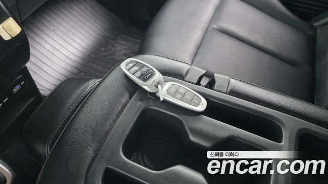 Hyundai Staria 2022 — photo 23