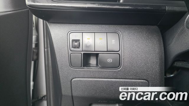 Hyundai Staria 2022 — photo 24