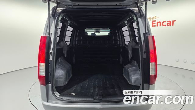 Hyundai Staria 2022 — photo 25