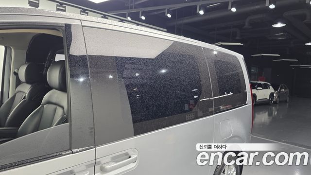 Hyundai Staria 2022 — photo 26