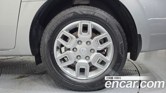 Hyundai Staria 2022 — photo 7