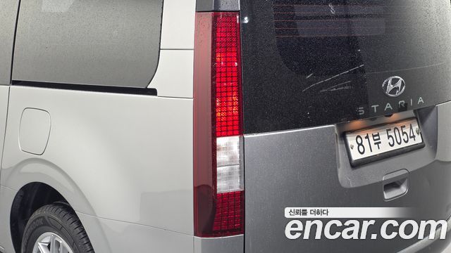 Hyundai Staria 2022 — photo 9